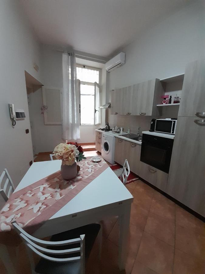 Dimora Donna Carmela Apartment Napoli Bagian luar foto